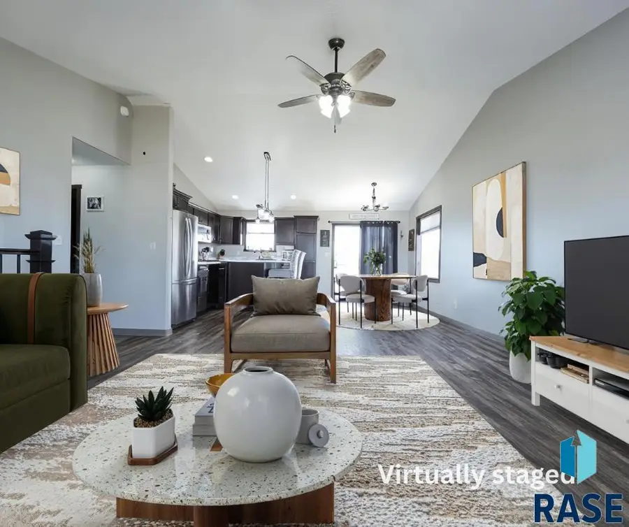 109 Patricia St, Harrisburg, SD 57032 - Image #3