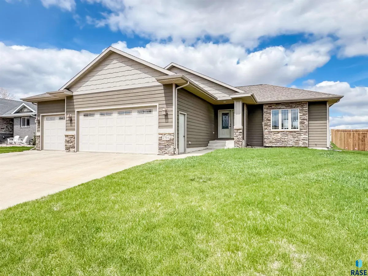 2704 E Augusta St, Brandon, SD 57005 - Image #1