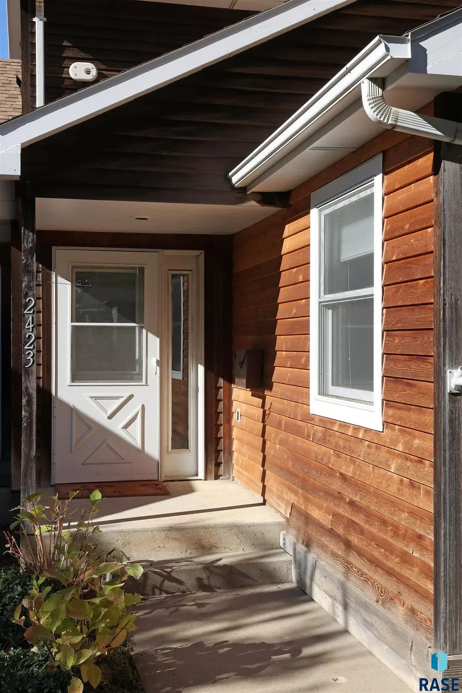 2423 S Center Ave, Sioux Falls, SD 57105 - Image #3