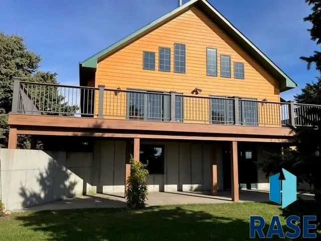 7493 Highview Dr, Waubay, SD 57273 - Image #2