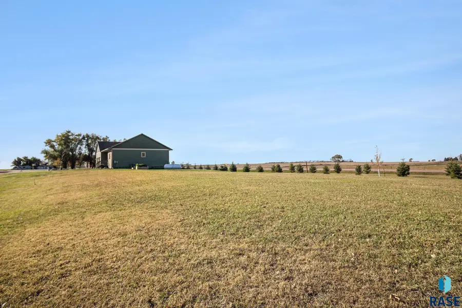 1311 S Lynn Ave, Montrose, SD 57048 - Image #2