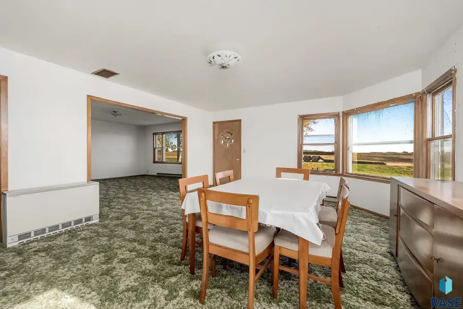 28863 469th Ave, Beresford, SD 57004 - Image #2