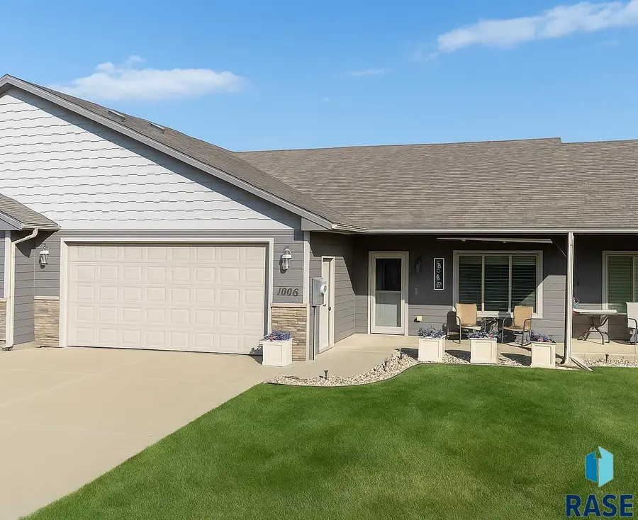 1006 Tanner Ct, Tea, SD 57064 - Image #2