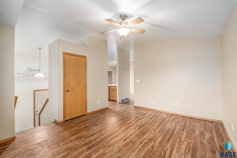 607 Teddy St, Harrisburg, SD 57032 - Image #3