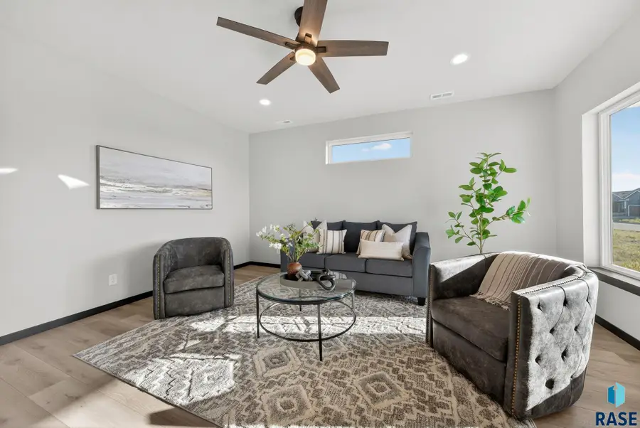 1230 N Titan Ave, Tea, SD 57064 - Image #2