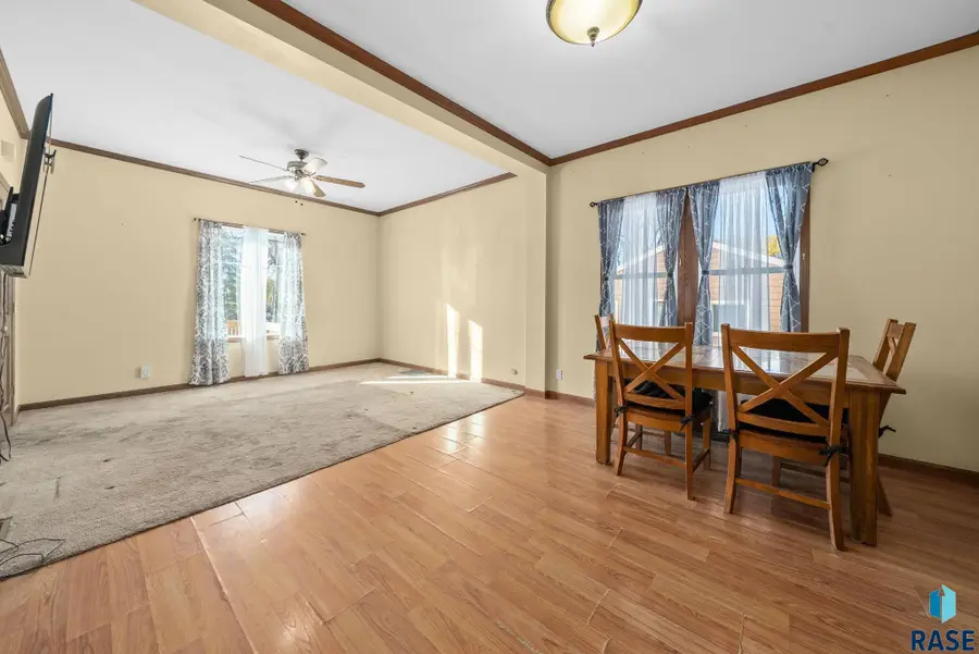510 W Main St, Canistota, SD 57102 - Image #3