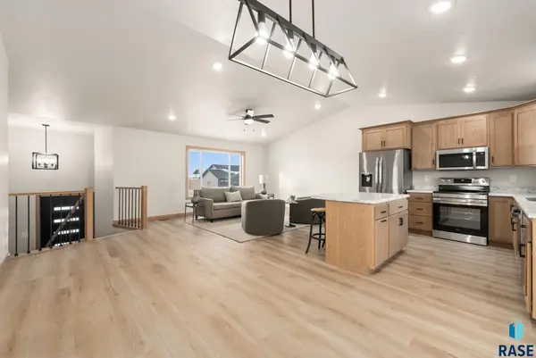 208 N Sund St, Worthing, SD 57077