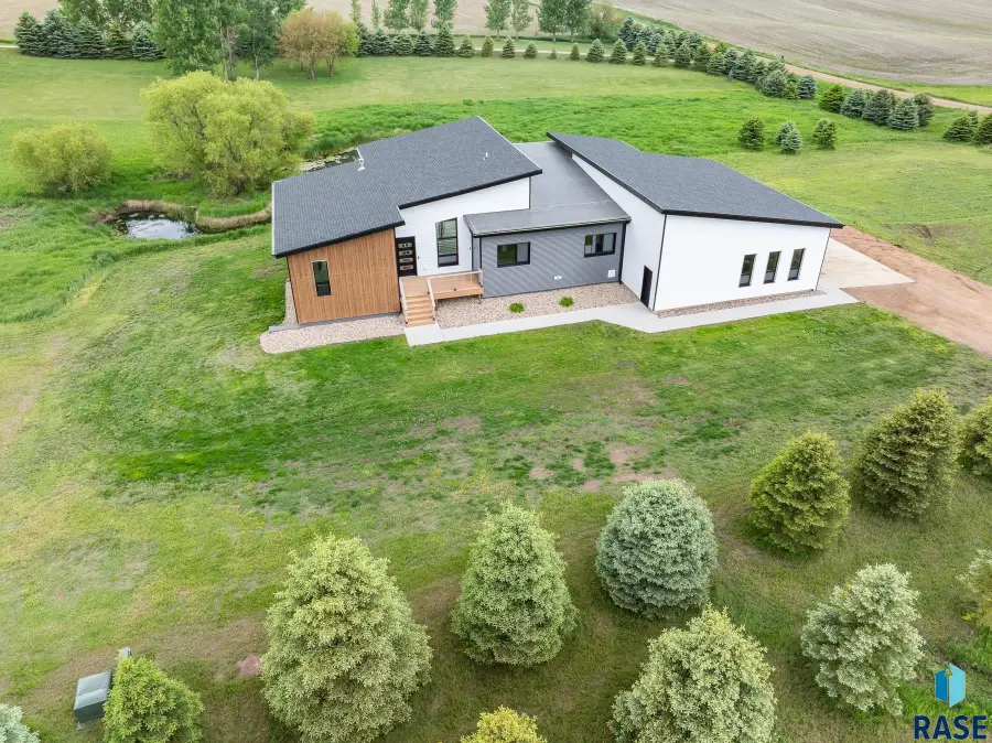 48503 256th St, Garretson, SD 57030 - Image #2