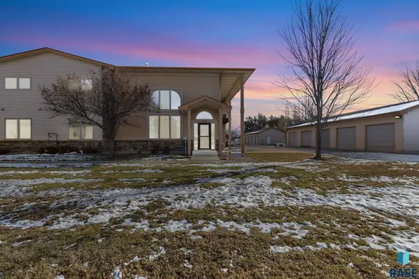 635 E Brian St, Tea, SD 57064