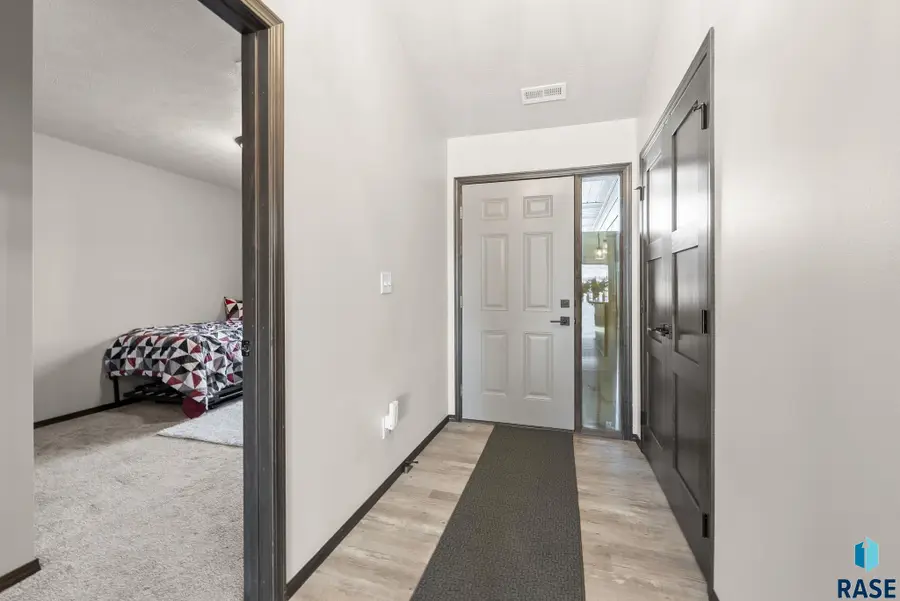 541 Brookside Pl, Harrisburg, SD 57032 - Image #3