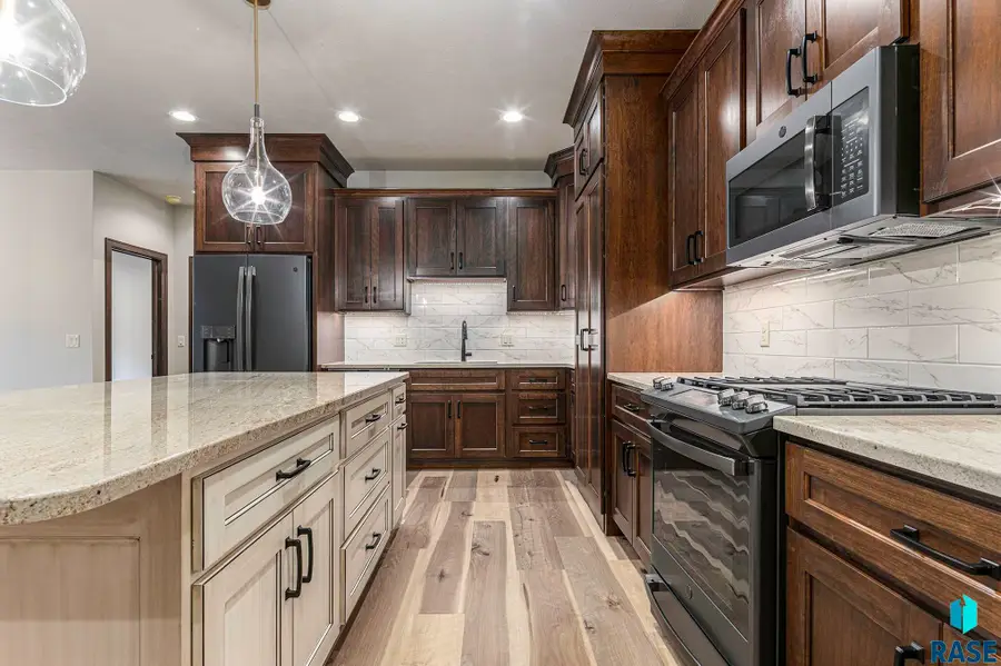 5306 W Cardinal Cove Pl, Sioux Falls, SD 57106 - Image #3