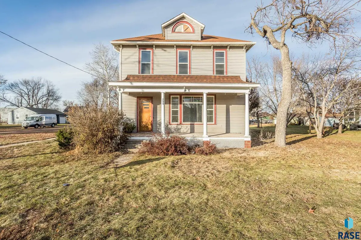 200 E 3rd St, Worthing, SD 57077 - Image #1