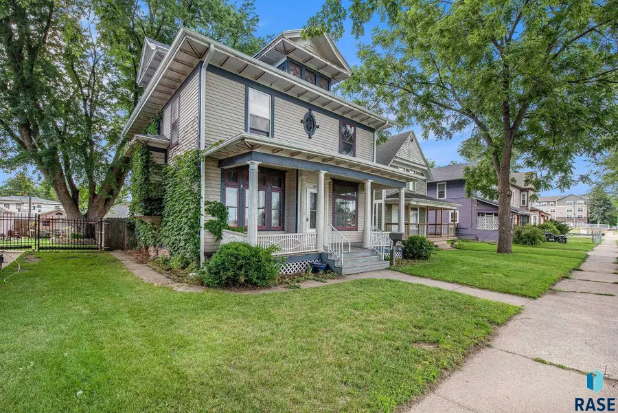 218 S Summit Ave, Sioux Falls, SD 57104 - Image #2