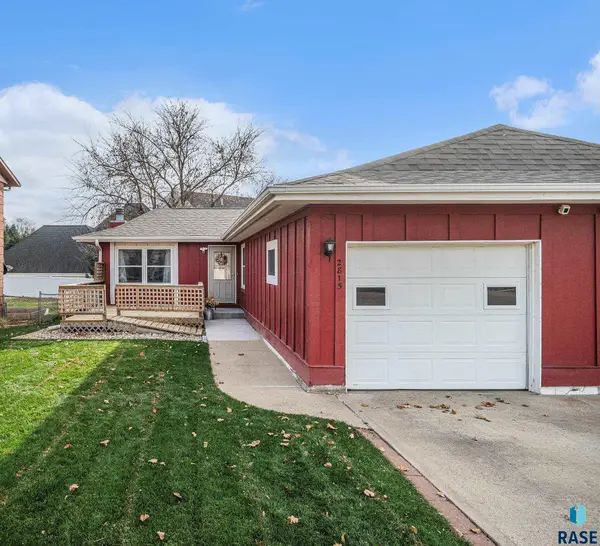 2815 E Klondike Trl, Sioux Falls, SD 57103