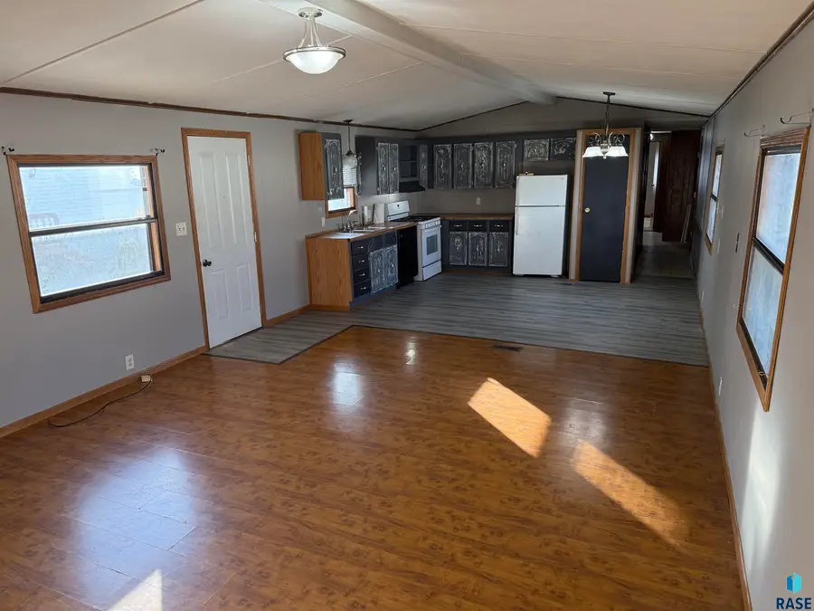 210 Dows St #16, Garretson, SD 57030 - Image #2