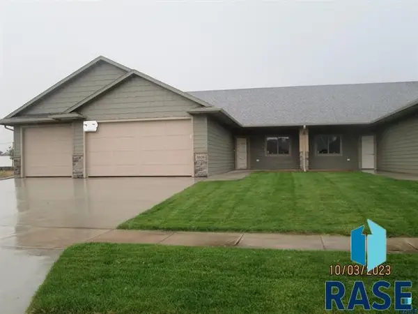 3806 E Vendeval St, Sioux Falls, SD 57108
