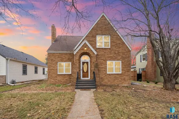 620 E Wiswall Pl, Sioux Falls, SD 57105