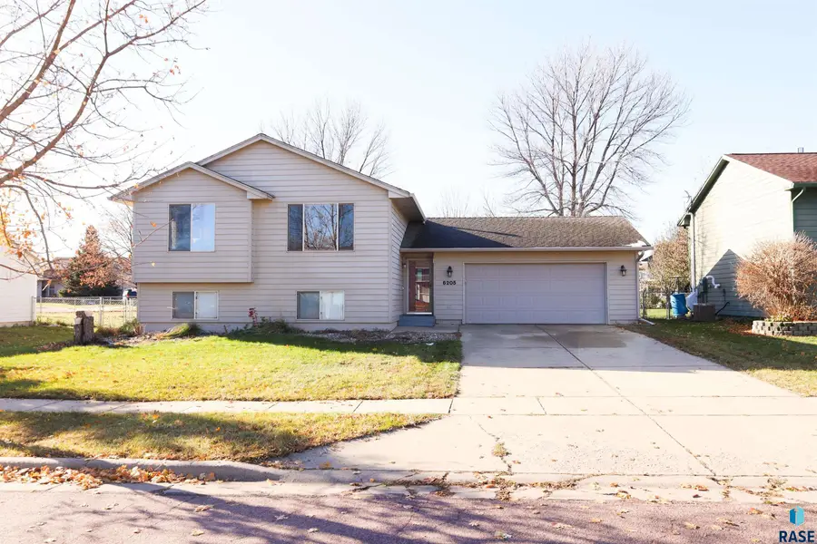 6205 W Jordan Dr, Sioux Falls, SD 57106 - Image #3