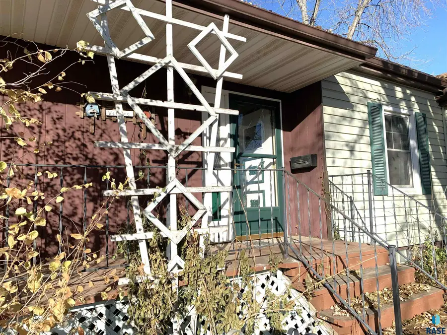 1312 11th St, Sioux Falls, SD 57103 - Image #2