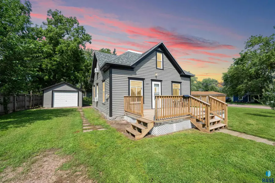 411 N 6th St, Beresford, SD 57004 - Image #3