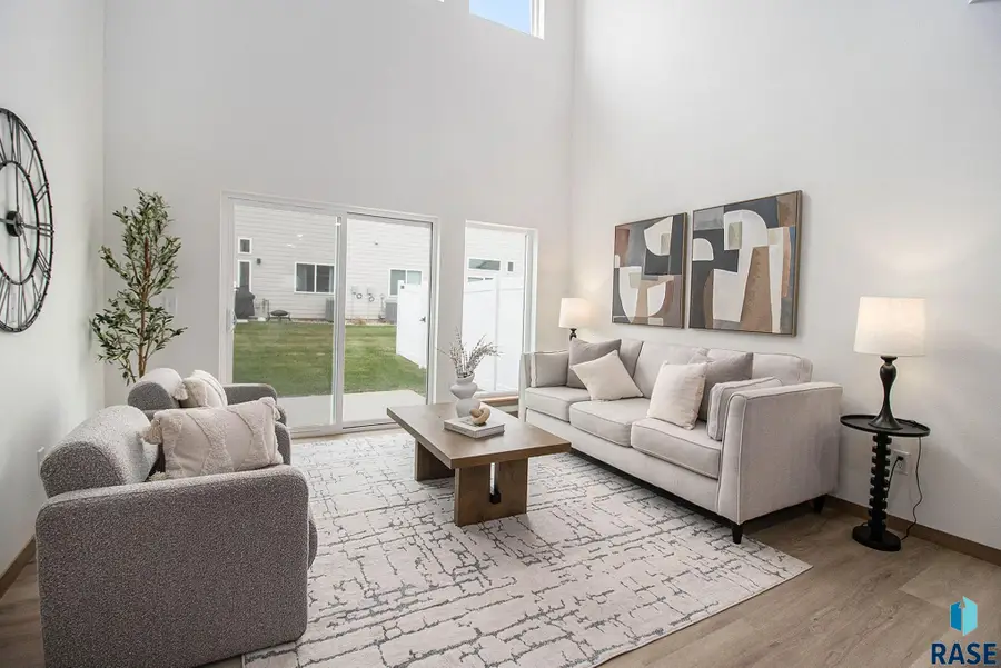 3603 S Broek Dr, Sioux Falls, SD 57106 - #3