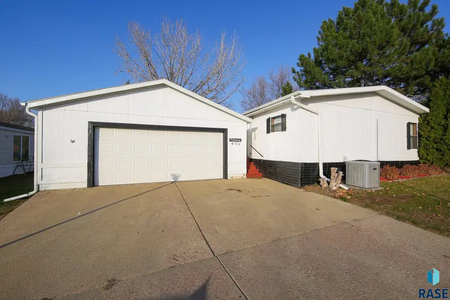 6100 E Canary Pl, Sioux Falls, SD 57107 - Image #2