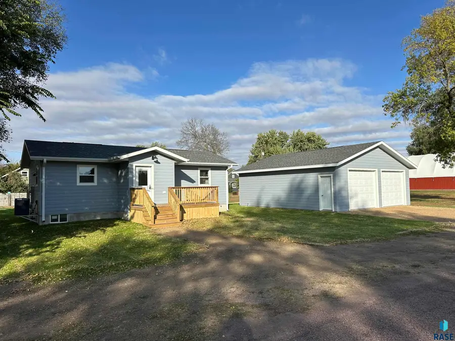 165 S 3rd St, Olivet, SD 57052 - Image #2