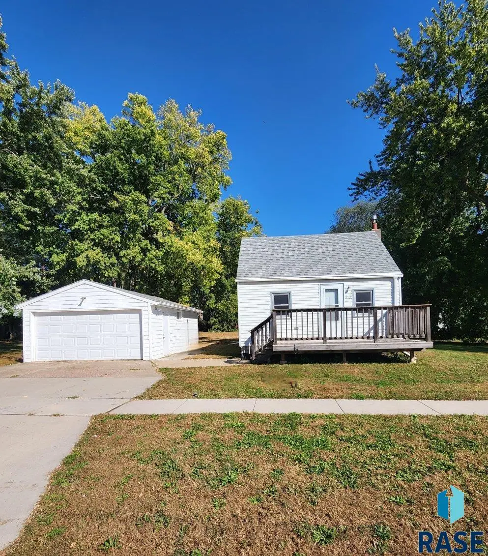 312 S 1st Ave, Brandon, SD 57005 - Image #1