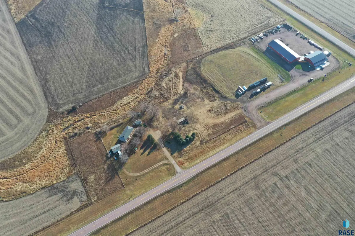 27980 Sd-17 Hwy, Lennox, SD 57039-5645 - Image #1