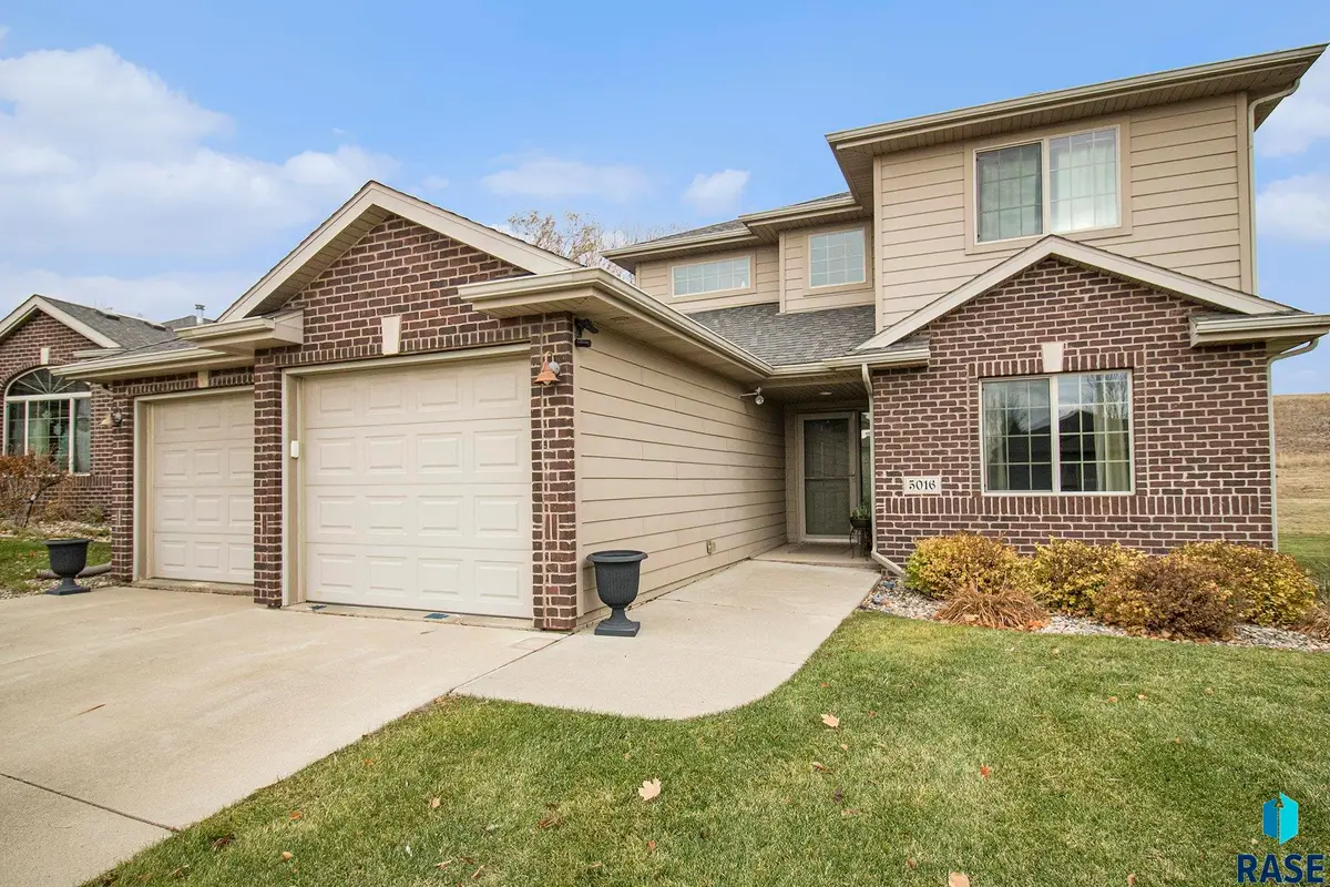 5016 S Winston Ln, Sioux Falls, SD 57108 - Image #1