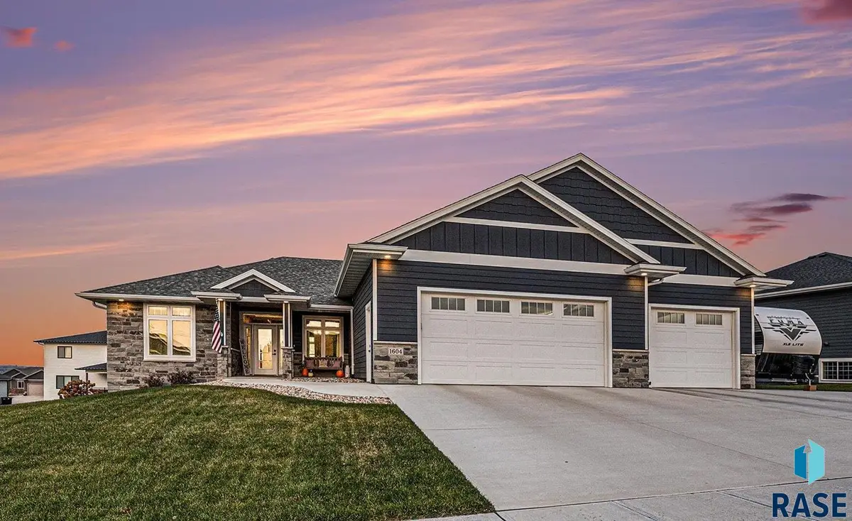 1604 W River Bend St, Brandon, SD 57005-3059 - Image #1