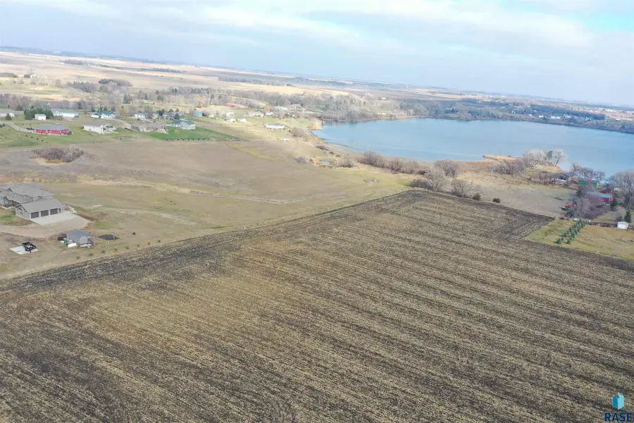 1235 Pelican Point Rd #Lot 4, Madison, SD 57042 - Image #3