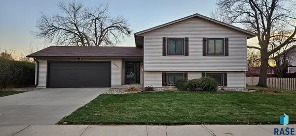 5605 W Missouri St, Sioux Falls, SD 57106