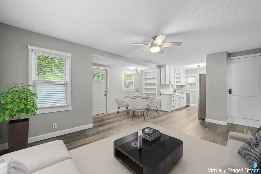 2022 S Euclid Ave, Sioux Falls, SD 57105 - Image #2