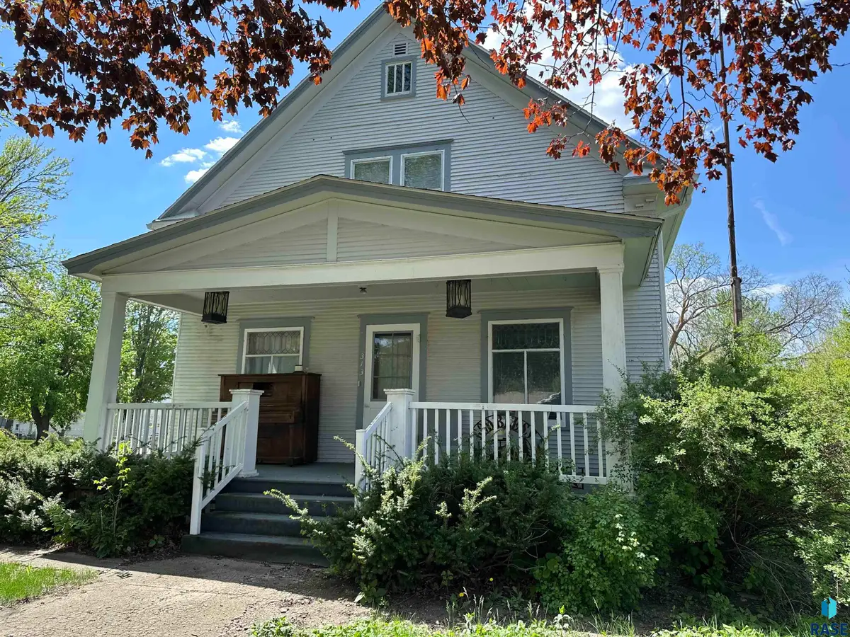 313 S Pearl St, Menno, SD 57045 - Image #1
