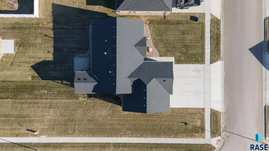 5300 E 64th St, Sioux Falls, SD 57108 - #3