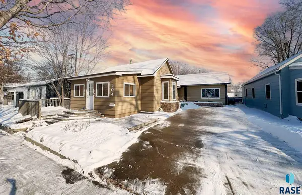 504 S 5th Ave, Sioux Falls, SD 57104