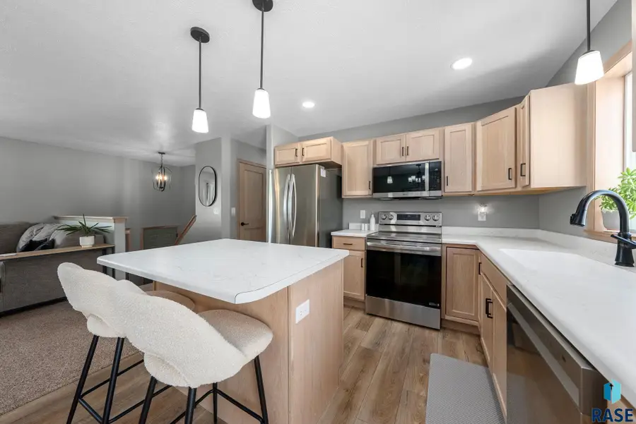 3228 N Yukon Ave, Sioux Falls, SD 57107 - Image #3