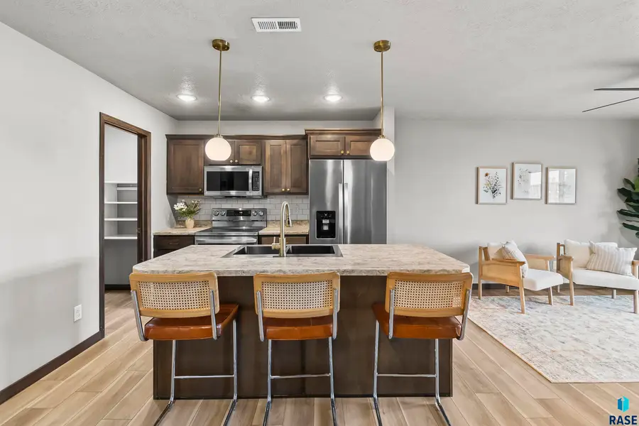 6516 W 6th Pl, Sioux Falls, SD 57107 - Image #3