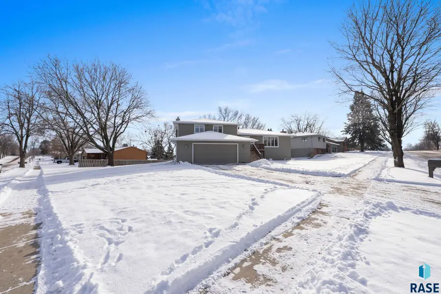 4500 S Tomar Rd, Sioux Falls, SD 57105 - Image #2