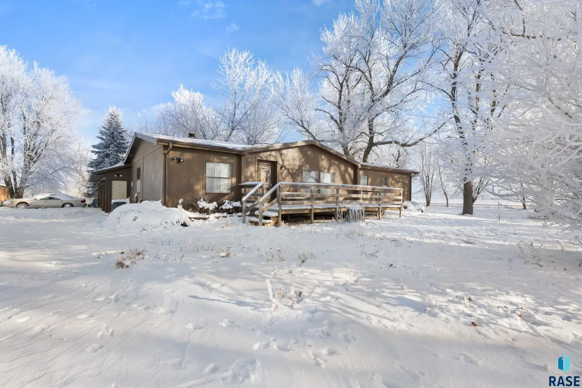 27649 481st Ave, Canton, SD 57013 - Image #1