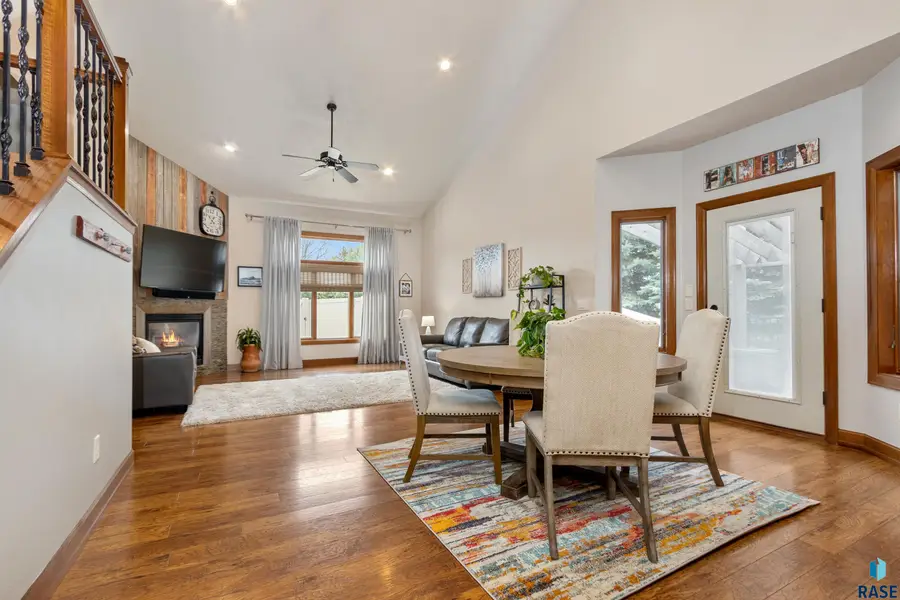 7301 S Grand Arbor Ct, Sioux Falls, SD 57108 - Image #2