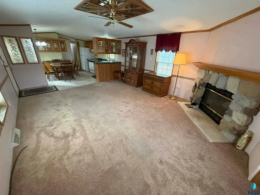 1 S Lafayette Pl, Sioux Falls, SD 57110 - Image #2