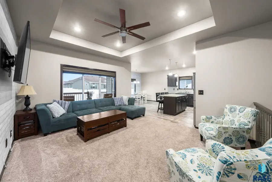 6341 S Badlands Ct, Sioux Falls, SD 57108 - Image #2