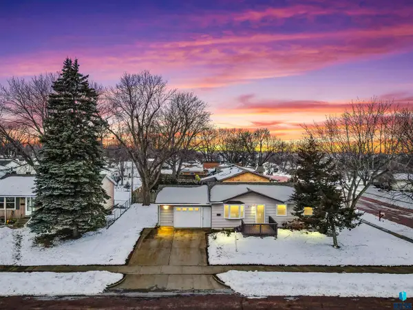 919 N Omaha Ave, Sioux Falls, SD 57103