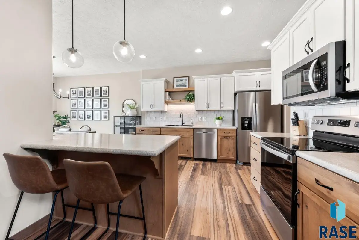 5303 E 67th St, Sioux Falls, SD 57108 - Image #1