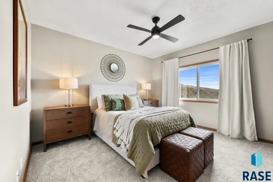 5303 E 67th St, Sioux Falls, SD 57108 - Image #2