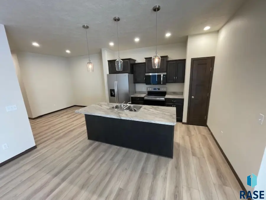 3514 S Heather Ave, Sioux Falls, SD 57106 - Image #2