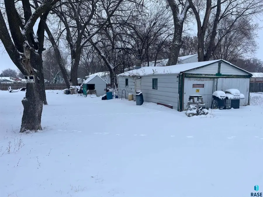 3020 N Van Eps Ave, Sioux Falls, SD 57104 - Image #3