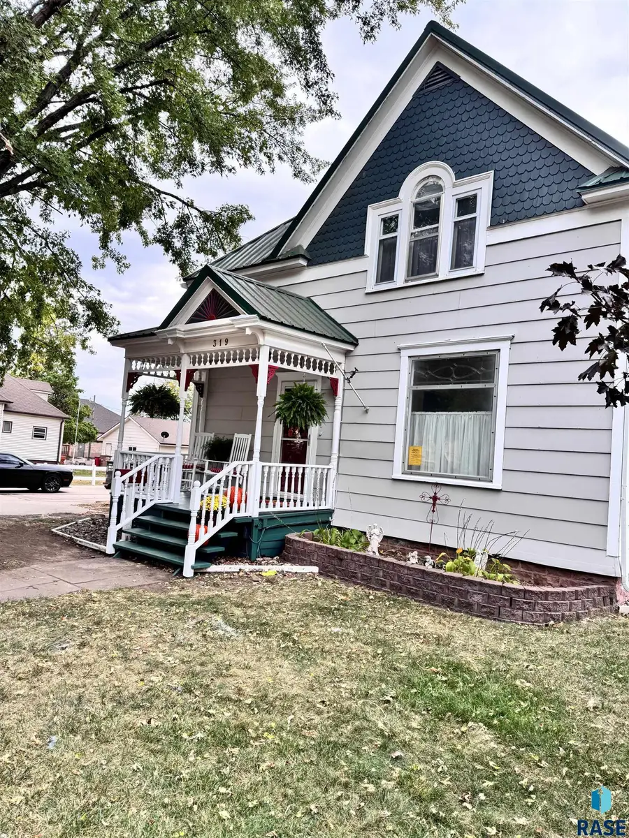 319 N Broadway St, Canton, SD 57013 - Image #3
